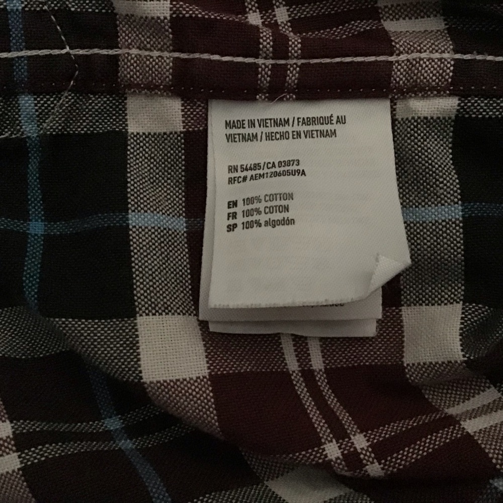💕2/$20 AE Classic Fit L/S Plaid Button Down Shirt - Picture 8 of 9